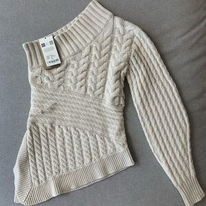 Burberry Runway 100% Cashmere Cable-Knit One-Shoulder Sweater Cream Ivory XS